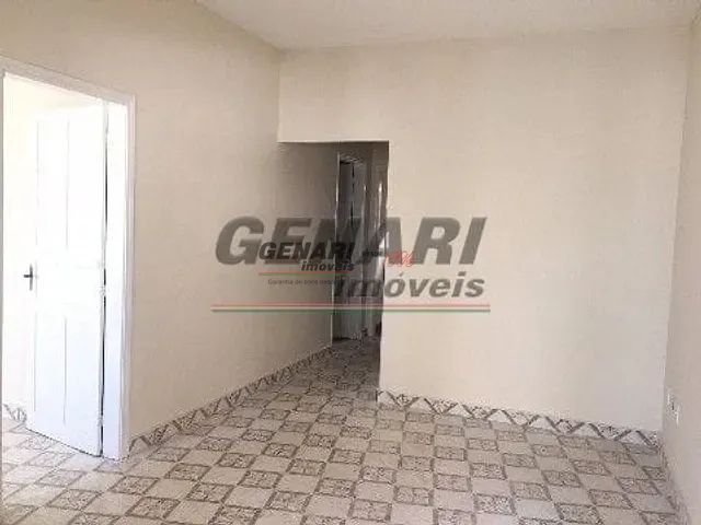 Casa com 138m², à venda ou para alugar, no bairro Centro em Indaiatuba