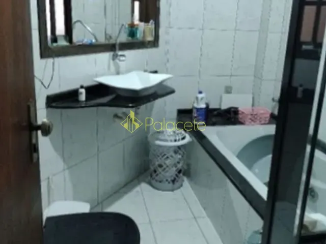 Casa 3 quartos e 1 banheiro, à venda, no bairro Residencial Mombaça em Pindamonhangaba