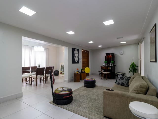 Casa com 220m² 3 quartos e 4 banheiros, à venda, no bairro Vila Monumento em São Paulo