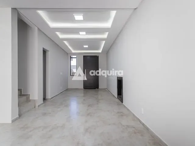 Casa 3 quartos e 3 banheiros, à venda, no bairro Cará-cará em Ponta Grossa