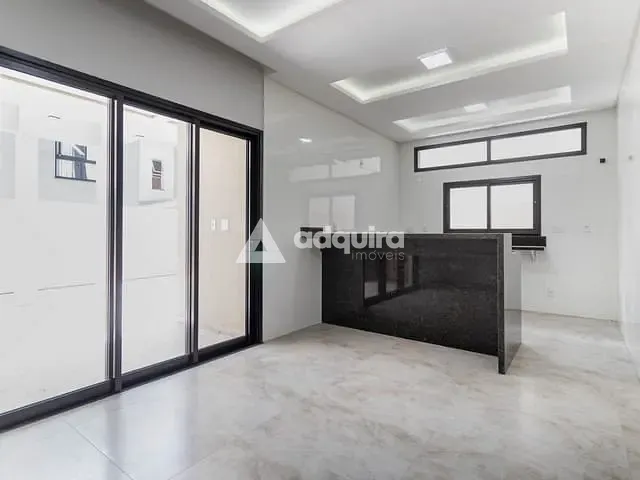 Casa 3 quartos e 3 banheiros, à venda, no bairro Cará-cará em Ponta Grossa