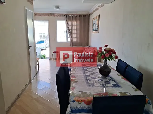 Casa com 101m² 3 quartos e 3 banheiros, à venda, no bairro Vila Campo Grande em São Paulo