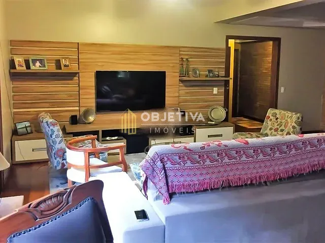 Casa com 445m² 3 quartos e 4 banheiros, à venda, no bairro Bom Jesus em Porto Alegre