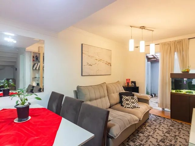 Casa com 90m² 2 quartos e 2 banheiros, à venda, no bairro Granja Viana em Cotia