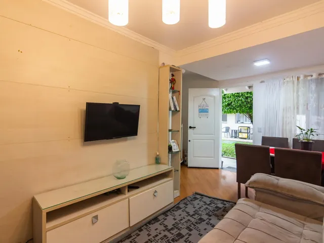 Casa com 90m² 2 quartos e 2 banheiros, à venda, no bairro Granja Viana em Cotia