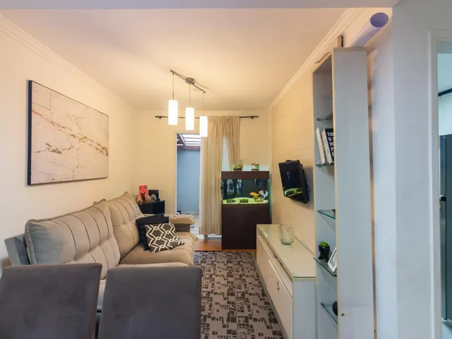 Casa com 90m² 2 quartos e 2 banheiros, à venda, no bairro Granja Viana em Cotia