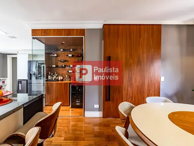 Casa com 455m² 4 quartos e 5 banheiros, à venda, no bairro Alto da Boa Vista em São Paulo