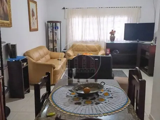 Casa com 189m² 3 quartos e 1 banheiro, à venda, no bairro Manacá dos Itatins em Peruíbe
