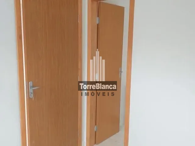 Casa com 79m² 2 quartos e 1 banheiro, à venda, no bairro Cará-cará em Ponta Grossa