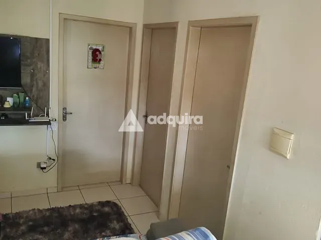 Casa com 287m² 2 quartos e 1 banheiro, à venda, no bairro Chapada em Ponta Grossa