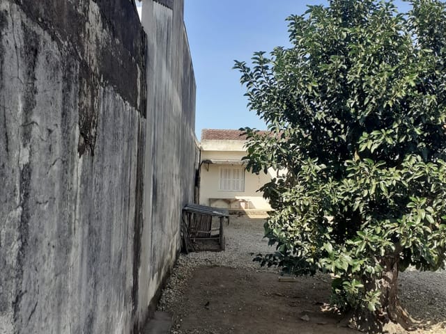 Casa com 260m² 1 quarto e 1 banheiro, à venda, no bairro Parque São Domingos em Pindamonhangaba