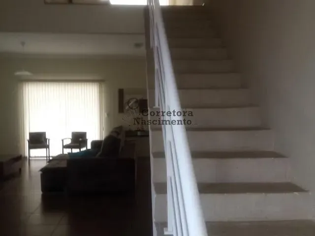 Casa com 1000m², à venda, no bairro Terras de Santa Helena em Jacareí