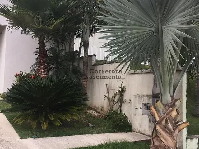 Casa com 1000m², à venda, no bairro Terras de Santa Helena em Jacareí
