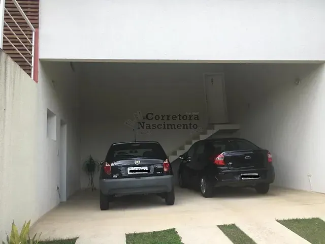 Casa com 1000m², à venda, no bairro Terras de Santa Helena em Jacareí