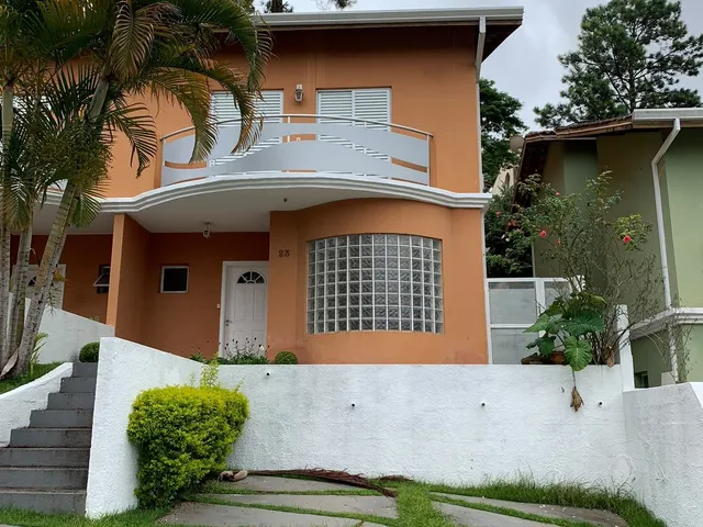 Casa com 200m² 3 quartos e 3 banheiros, para alugar, no bairro Pinus Park em Cotia