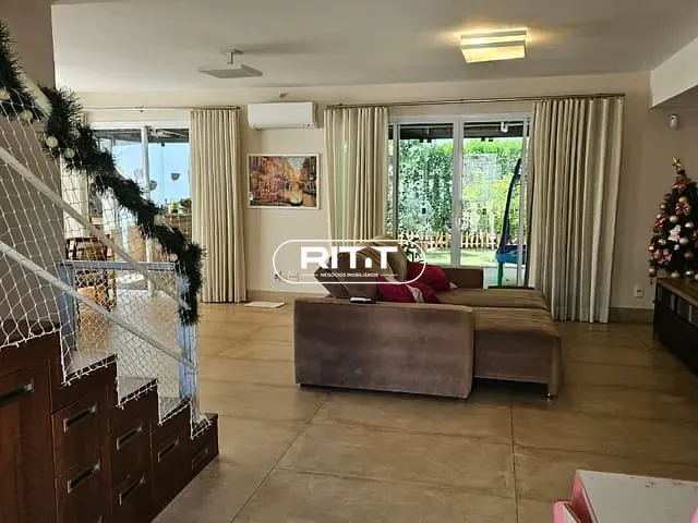 Casa com 316m² 4 quartos e 5 banheiros, à venda, no bairro Jardim Myrian Moreira da Costa em Campinas