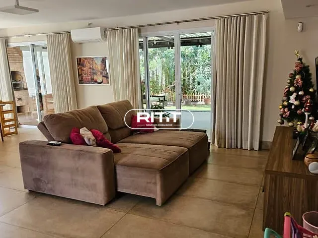 Casa com 316m² 4 quartos e 5 banheiros, à venda, no bairro Jardim Myrian Moreira da Costa em Campinas