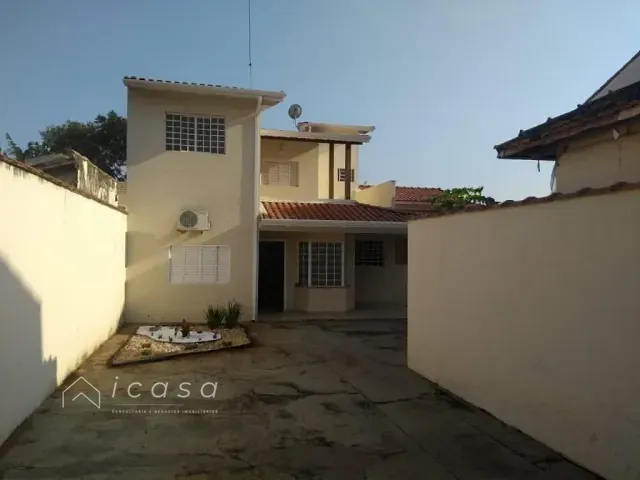 Casa com 275m² 3 quartos e 2 banheiros, à venda, no bairro Vila Antônio Augusto Luiz em Caçapava
