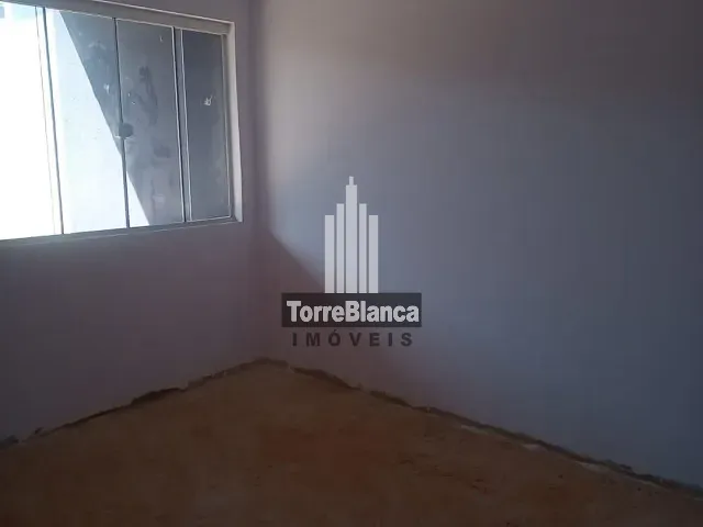 Casa 2 quartos e 1 banheiro, à venda, no bairro Uvaranas em Ponta Grossa