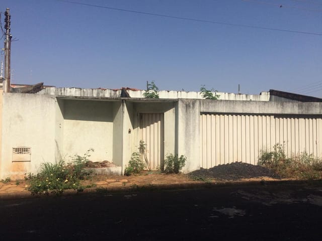 Foto do Casa - Casa com 3 dormitórios à venda, 158 m² por R$ 200.000,00 - Conjunto Pontal - Uberaba/MG | ZUCATO IMOBILIARIA LTDA