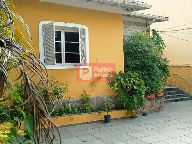 Casa com 170m² 3 quartos e 2 banheiros, para alugar, no bairro Campo Belo em São Paulo