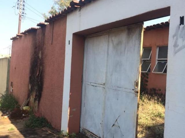 Foto do Casa - Casa à venda 3 Quartos, 300M², Conjunto Pontal, Uberaba - MG | ZUCATO IMOBILIARIA LTDA