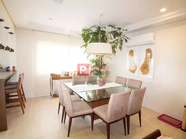 Casa com 230m² 4 quartos e 5 banheiros, à venda, no bairro Brooklin Paulista em São Paulo