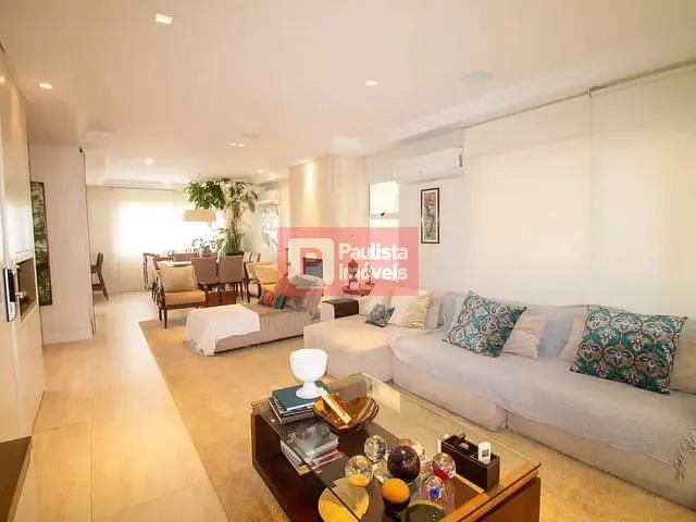 Casa com 230m² 4 quartos e 5 banheiros, à venda, no bairro Brooklin Paulista em São Paulo