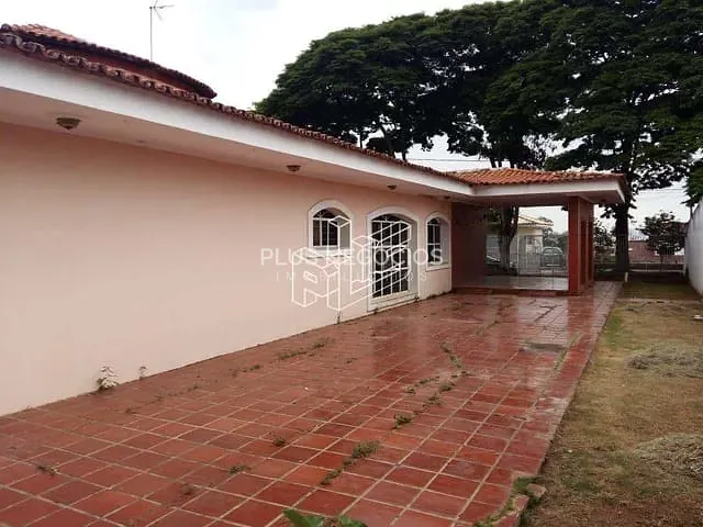 Casa com 1800m² 4 quartos e 7 banheiros, à venda, no bairro Jardim Bandeirantes em Sorocaba