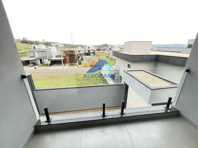 Casa com 250m² 3 quartos e 1 banheiro, à venda, no bairro Bairro da Floresta em São José Dos Campos