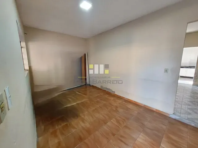 Casa com 250m² 3 quartos e 2 banheiros, à venda, no bairro Parque Virgílio Viel em Sumaré