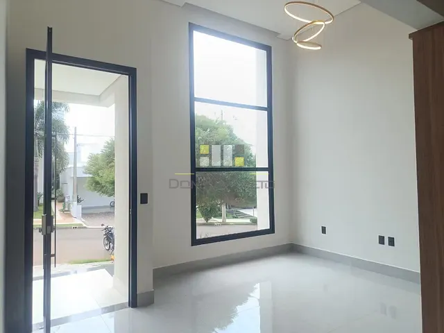 Casa com 263m², à venda, no bairro Residencial Portal do Lago em Sumaré