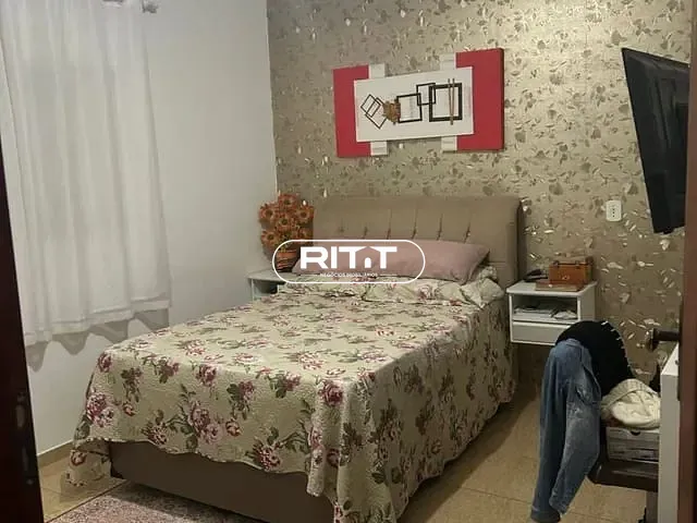 Casa com 301m² 2 quartos e 1 banheiro, à venda, no bairro Loteamento Residencial Ana Carolina em Valinhos