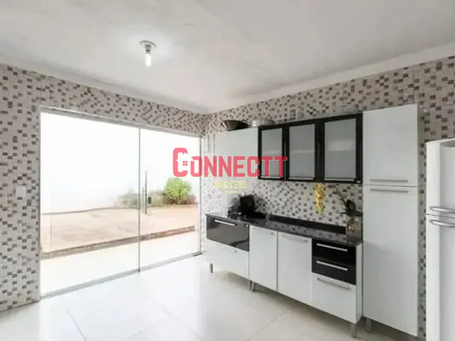 Casa com 160m² 2 quartos e 1 banheiro, à venda, no bairro Jardim Cristo Redentor em Ribeirão Preto