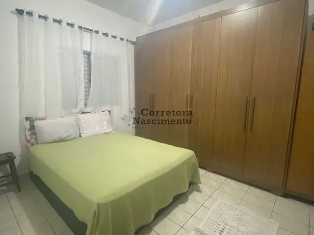 Casa com 250m² 5 quartos e 3 banheiros, à venda, no bairro São João em Jacareí