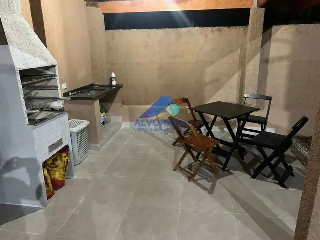 Casa com 480m² 3 quartos e 1 banheiro, à venda, no bairro Jardim Capricórnio em Caraguatatuba