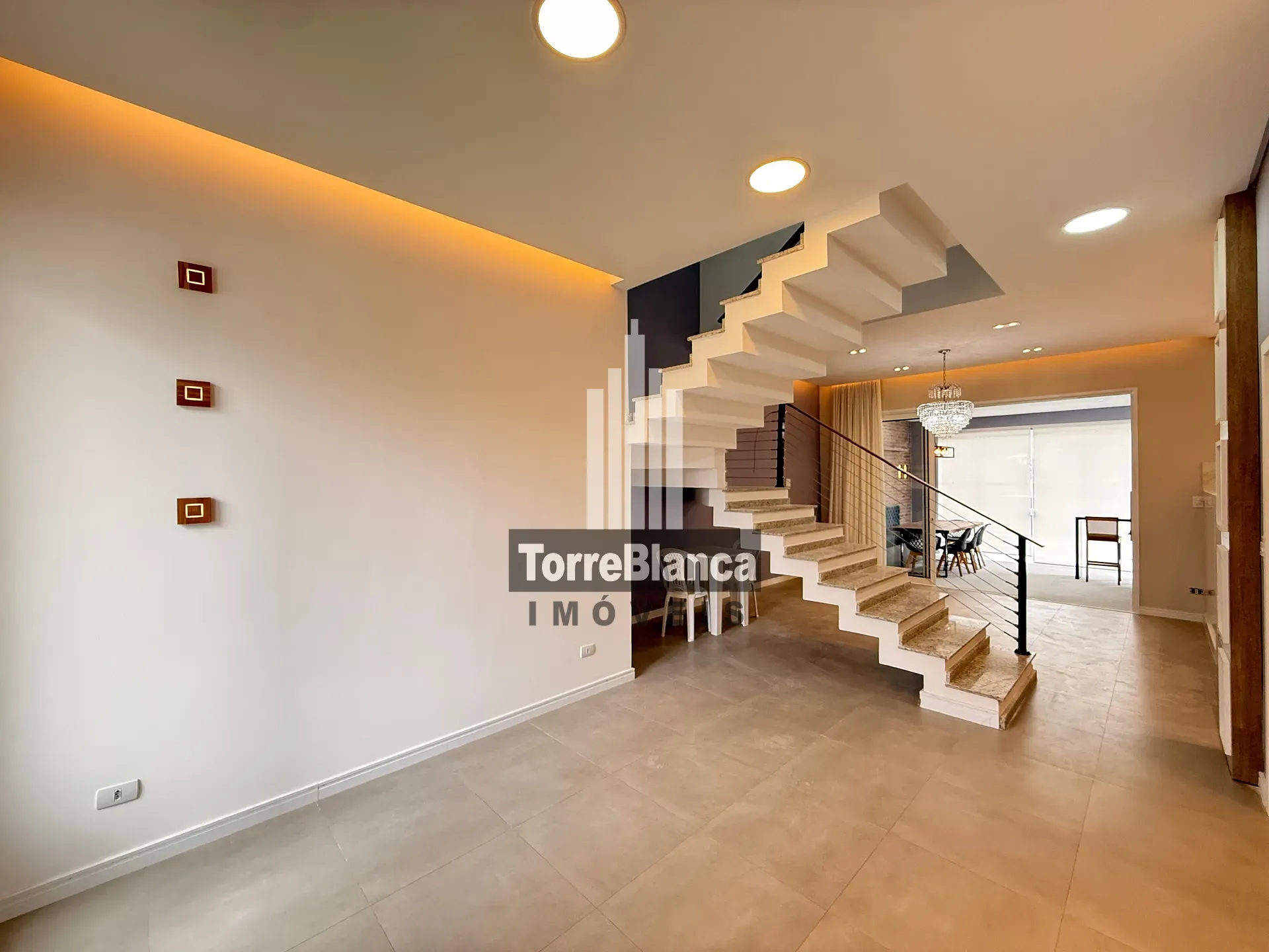 Casa, 3 quartos, 232 m² - Foto 3
