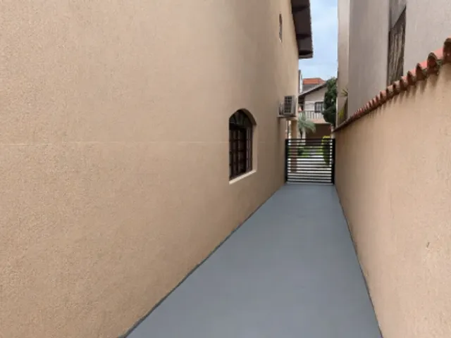 Casa 3 quartos e 5 banheiros, à venda, no bairro Parque Nova Jandira em Jandira