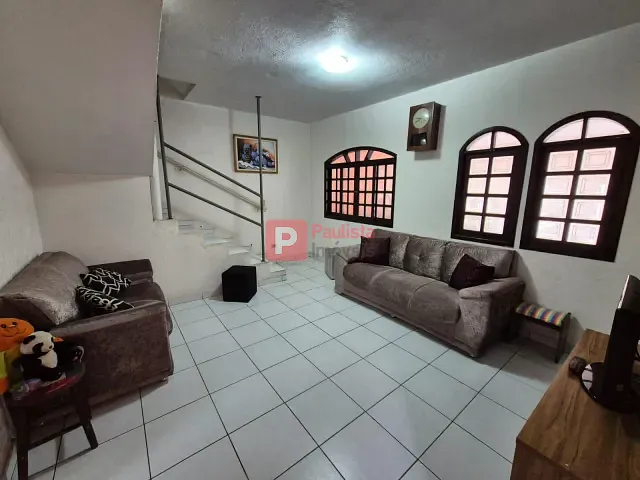 Casa com 200m² 4 quartos e 4 banheiros, à venda, no bairro Vila Campo Grande em São Paulo