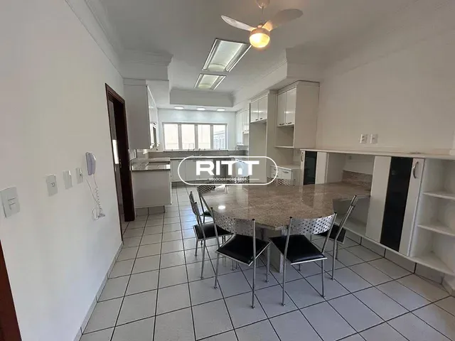 Casa com 1450m² 4 quartos e 6 banheiros, para alugar, no bairro Sítios de Recreio Gramado em Campinas
