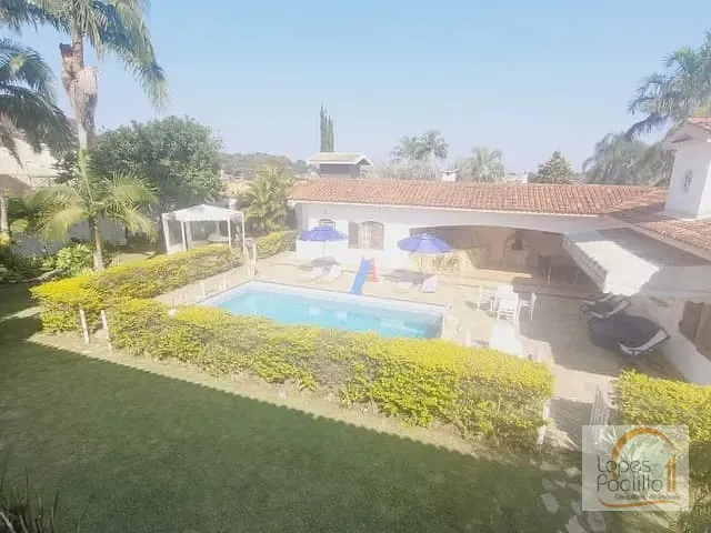 Casa com 1080m² 3 quartos e 2 banheiros, para alugar, no bairro Jardim Itaperi em Atibaia