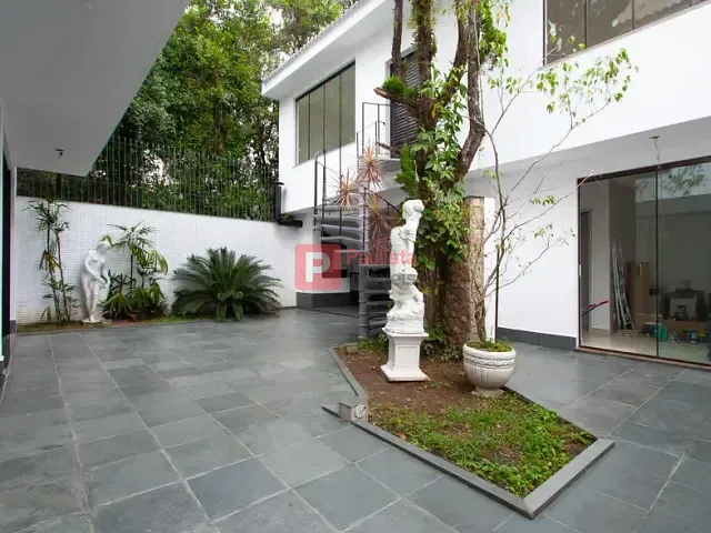 Casa 3 quartos e 6 banheiros, à venda, no bairro Granja Julieta em São Paulo