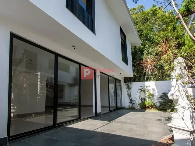 Casa 3 quartos e 6 banheiros, à venda, no bairro Granja Julieta em São Paulo