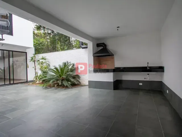 Casa 3 quartos e 6 banheiros, à venda, no bairro Granja Julieta em São Paulo