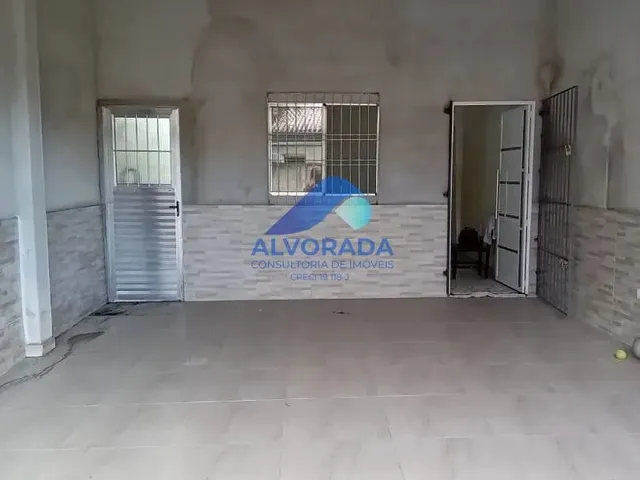 Casa com 149m² 2 quartos e 1 banheiro, à venda, no bairro Rio do Ouro em Caraguatatuba