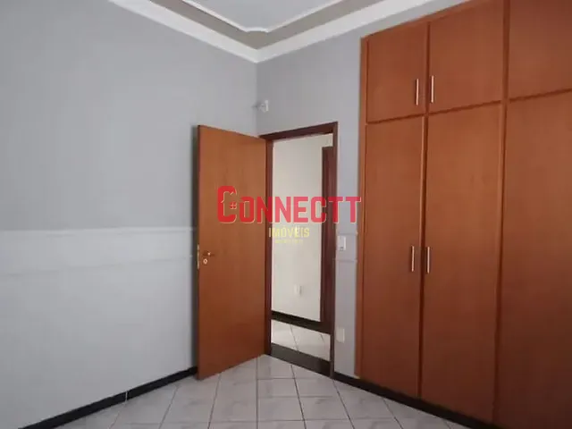 Casa com 250m² 3 quartos e 2 banheiros, à venda, no bairro Planalto Verde em Ribeirão Preto
