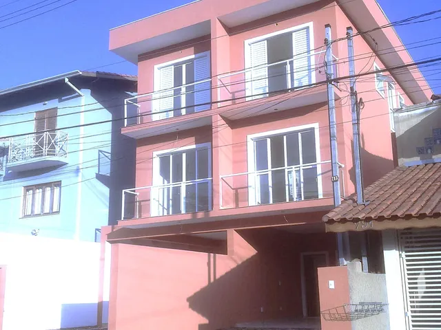Casa com 137m² 3 quartos e 3 banheiros, para alugar, no bairro Jardim Rio das Pedras em Cotia