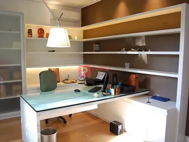 Casa com 670m² 4 quartos e 6 banheiros, à venda, no bairro Jardim Petrópolis em São Paulo
