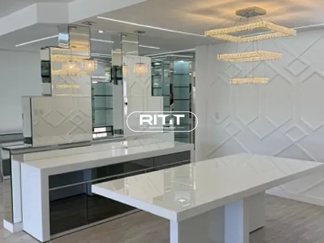Casa com 250m² 3 quartos e 5 banheiros, para alugar, no bairro Roncáglia em Valinhos
