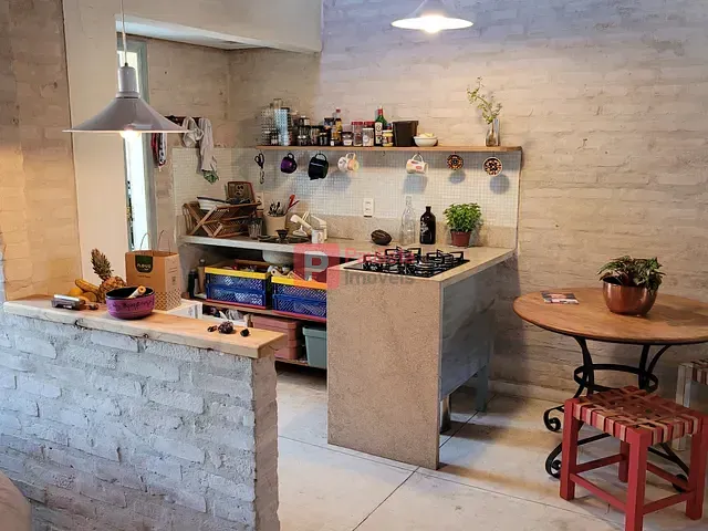 Casa com 500m² 5 quartos e 6 banheiros, à venda, no bairro Jardim Cordeiro em São Paulo